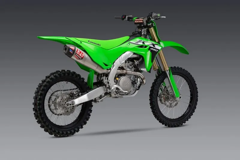 Super Cena YOSHIMURA YOSHIMURA RS-12 Kompletní výfukový systém řady Signature Series - YOSHIMURA YOSHIMURA RS-12 Kompletní výfukový systém řady Signature Series ► koupit online na FC-Moto